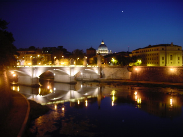 Roma en la noche